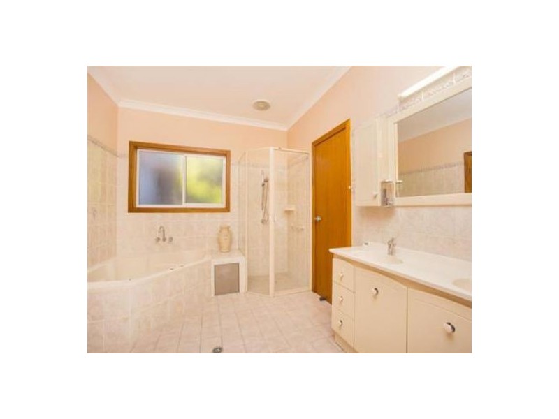 2 Hillsborough Road, Charlestown NSW 2290