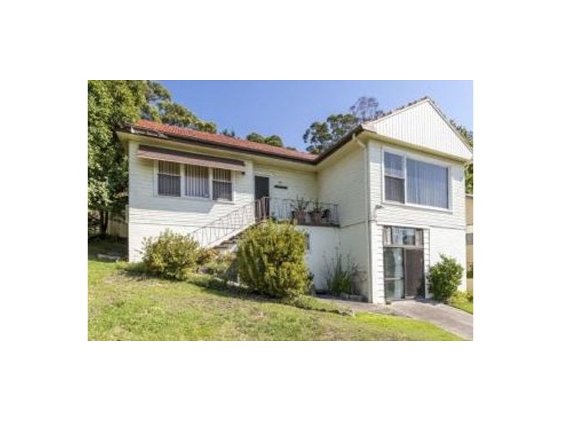 38 Crescent Road, Charlestown NSW 2290
