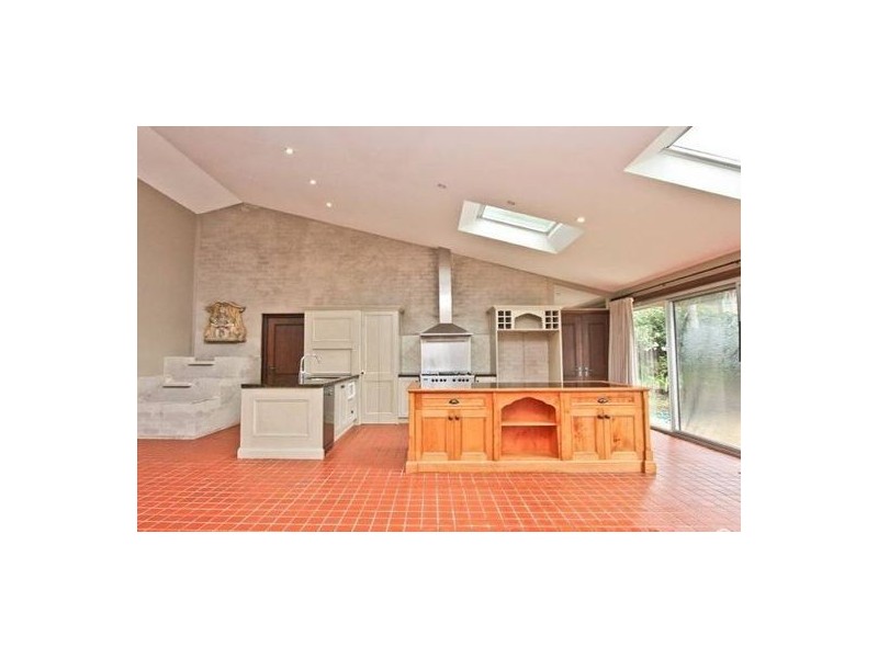1 Lurnea Crescent, Valentine NSW 2280