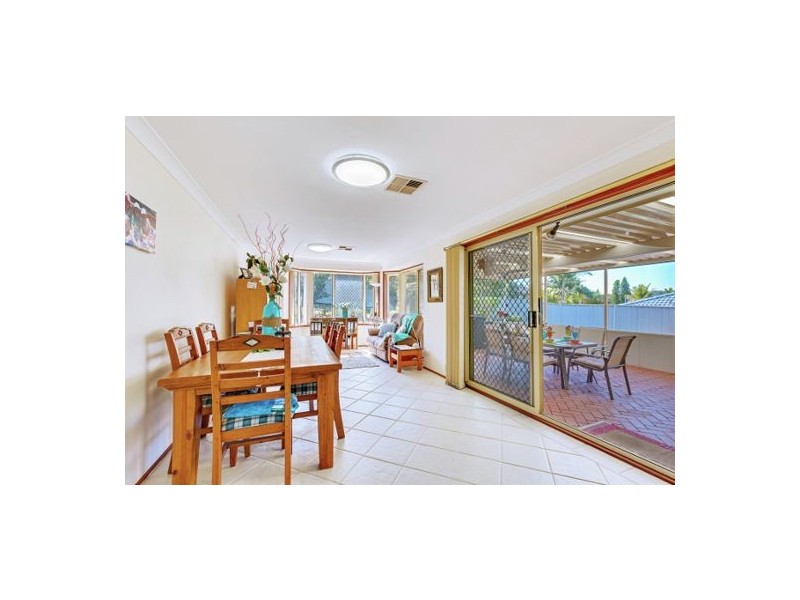 14 Lonsdale Grove, Lakelands NSW 2282