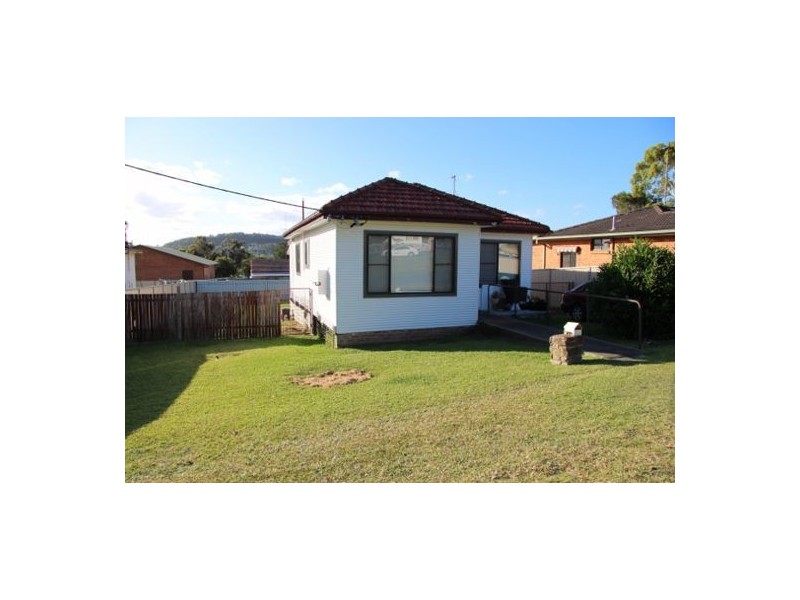 69 Yorston Street, Warners Bay NSW 2282