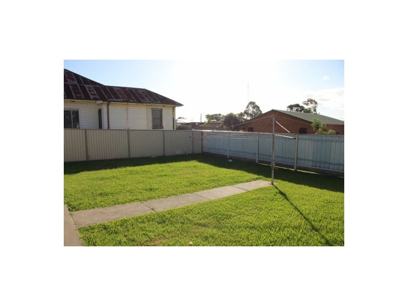 69 Yorston Street, Warners Bay NSW 2282