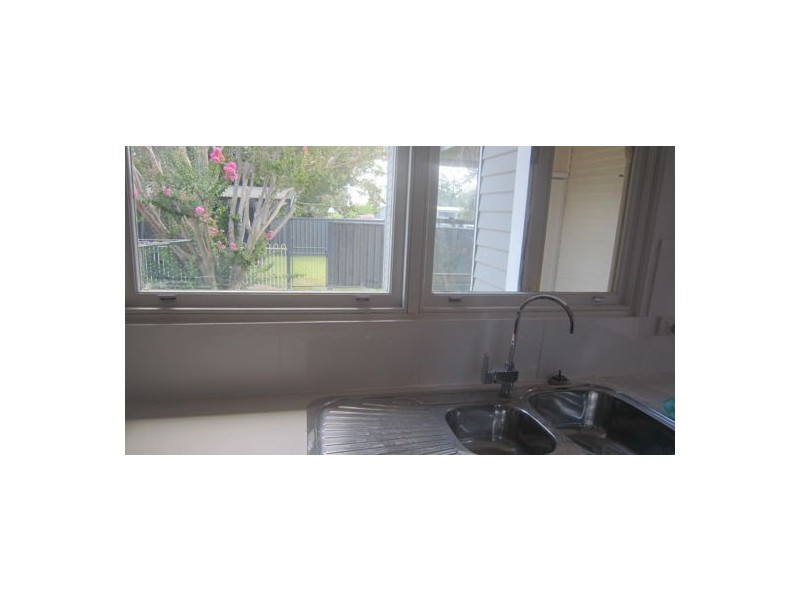 27A Marks Point Road, Marks Point NSW 2280