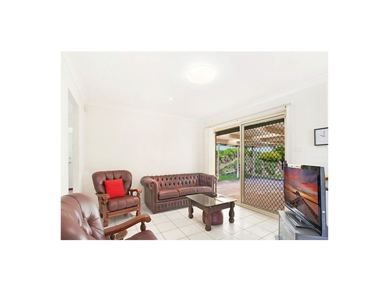 20 Cavalier Crescent, Valentine NSW 2280