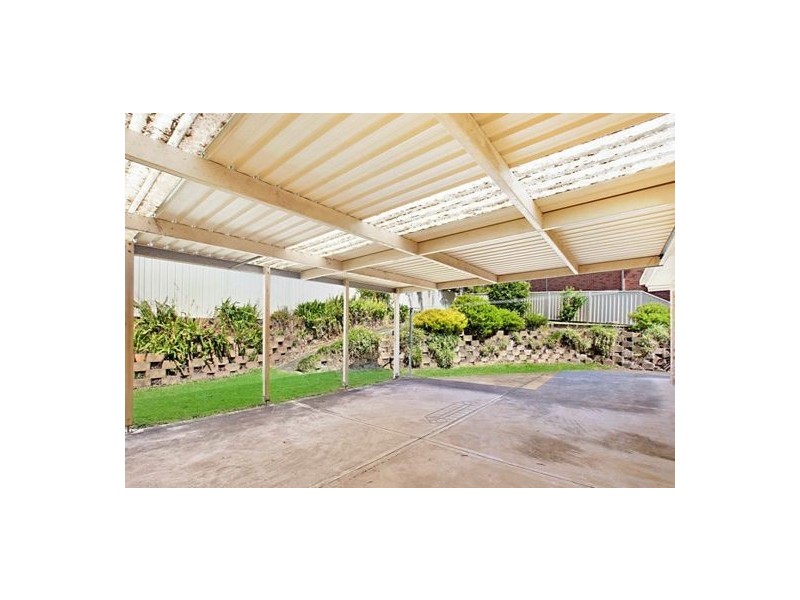 20 Cavalier Crescent, Valentine NSW 2280