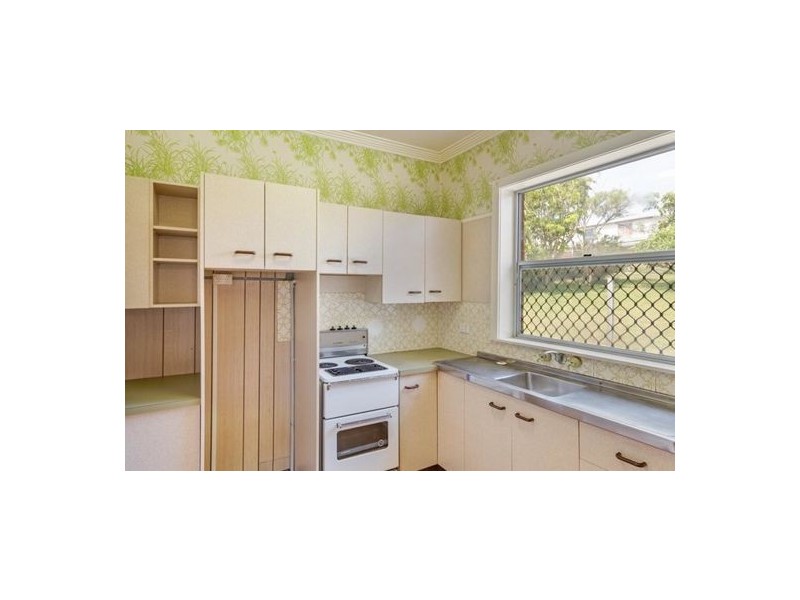 38 Hutchinson Street, Redhead NSW 2290