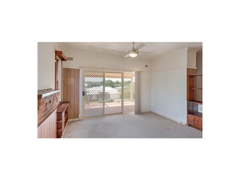 38 Hutchinson Street, Redhead NSW 2290