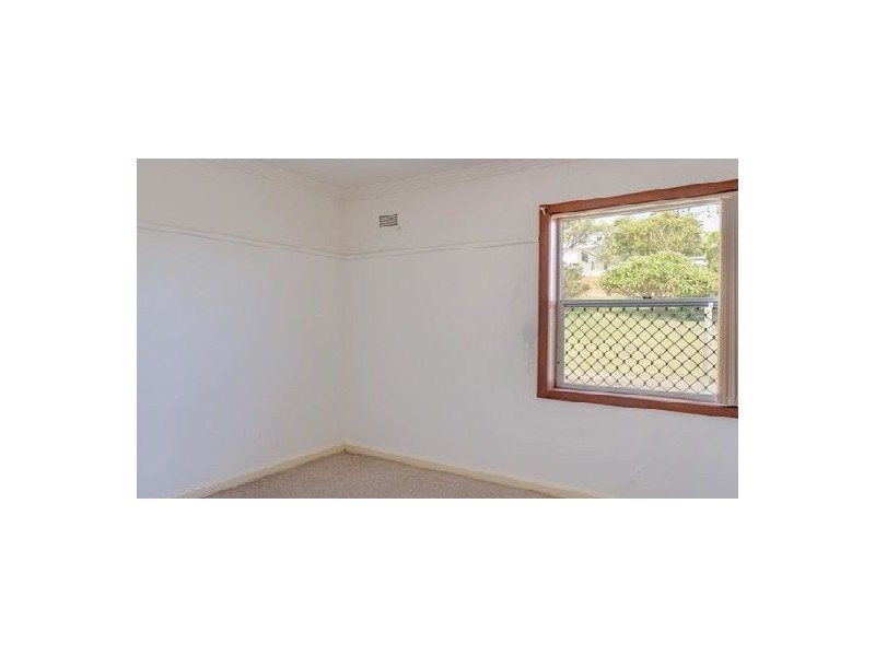 38 Hutchinson Street, Redhead NSW 2290