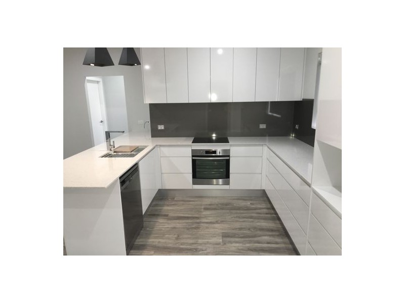 57 Mills Street, Warners Bay NSW 2282