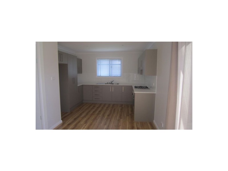 5A Ross Street, Belmont NSW 2280