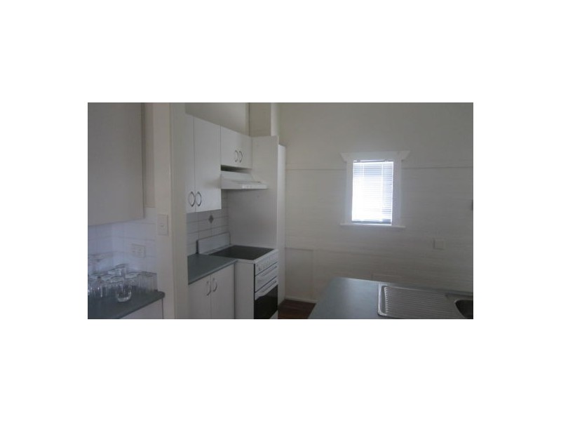 22 Walter Street, Belmont NSW 2280