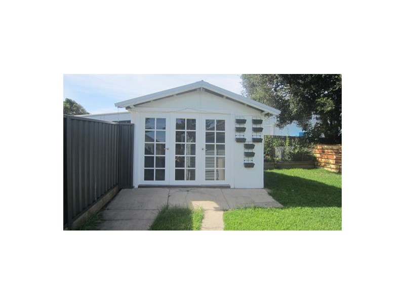 22 Walter Street, Belmont NSW 2280