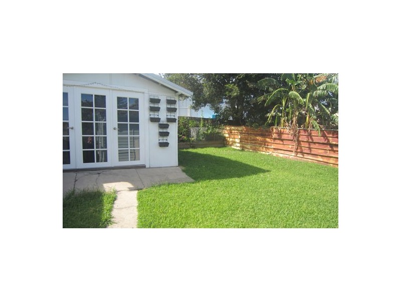 22 Walter Street, Belmont NSW 2280