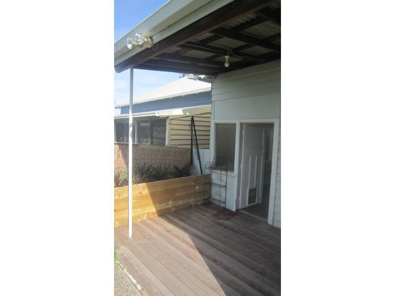 22 Walter Street, Belmont NSW 2280
