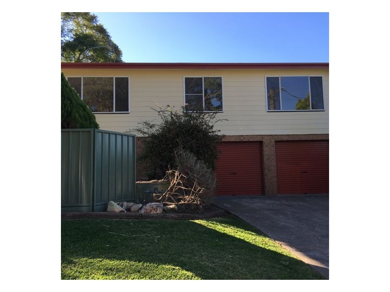 3 A Knight street, Cardiff South NSW 2285