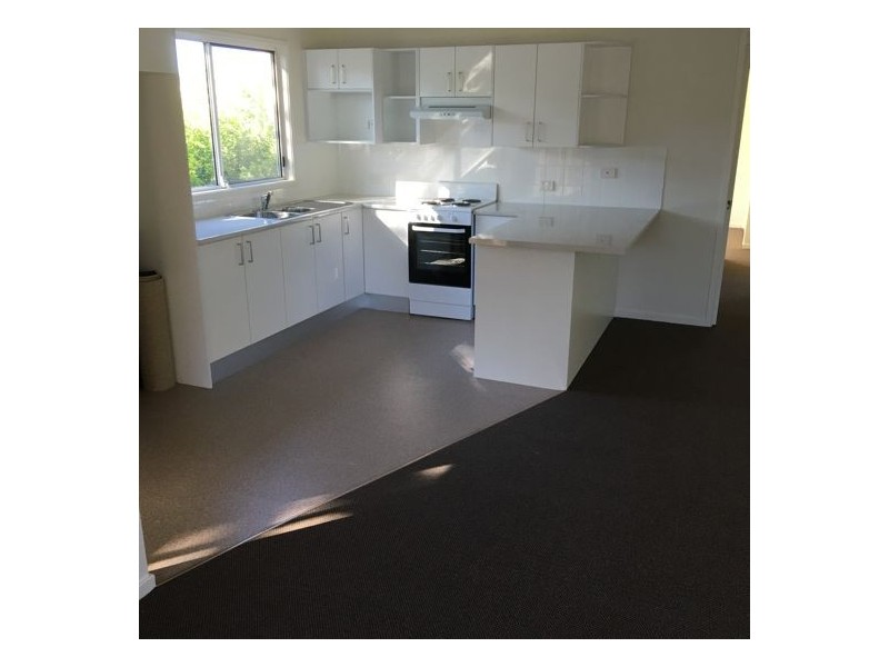 3 A Knight street, Cardiff South NSW 2285