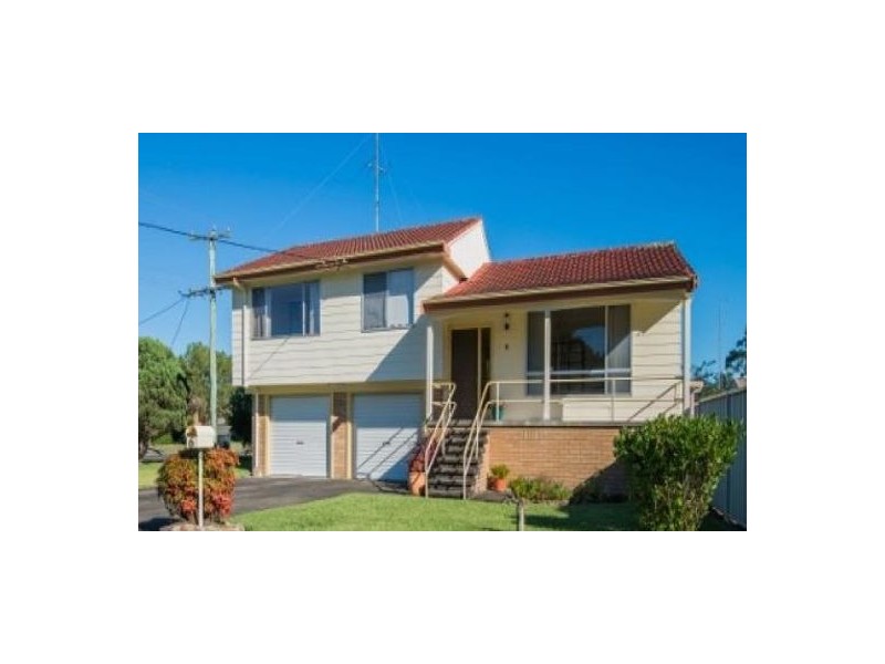 6 Winston  Street, Croudace Bay NSW 2280