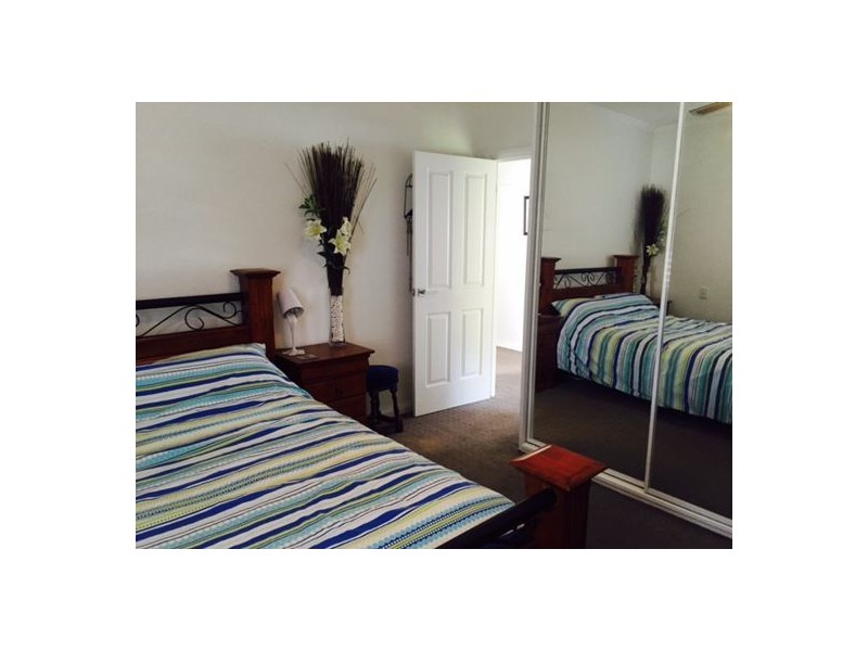 8 Retreat Lane, Charlestown NSW 2290