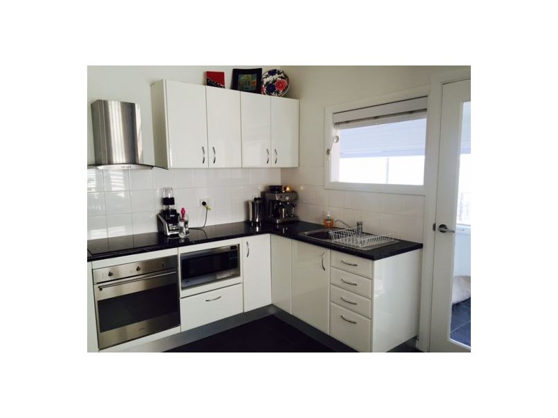 8 Retreat Lane, Charlestown NSW 2290