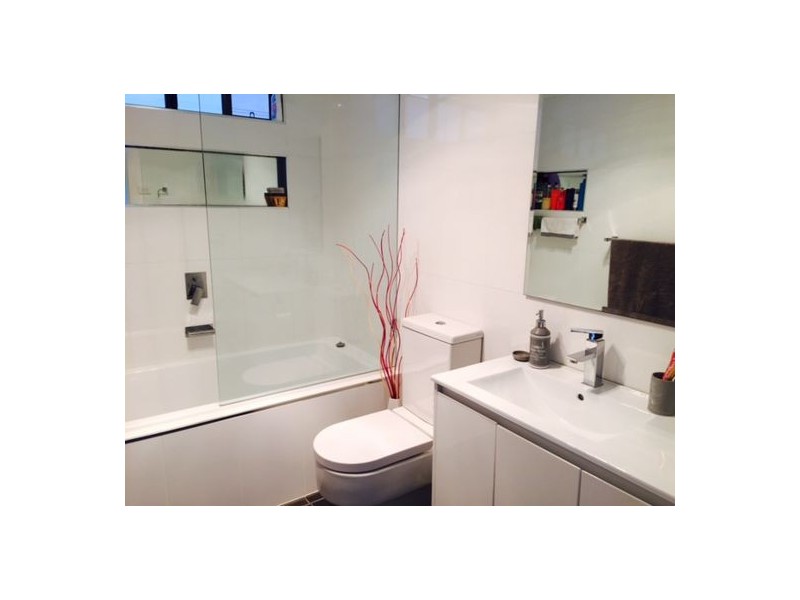 8 Retreat Lane, Charlestown NSW 2290