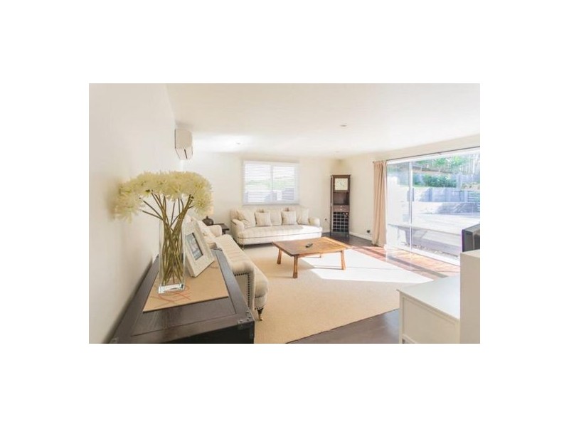 19 Lindsay Avenue, Valentine NSW 2280