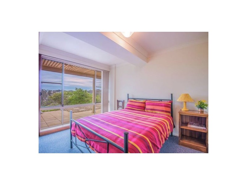 10 Alison Street, Redhead NSW 2290