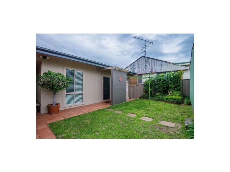 10 Alison Street, Redhead NSW 2290