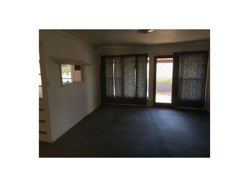 17 Victor Avenue, Valentine NSW 2280