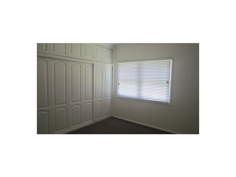 5 Henry Street, Belmont NSW 2280