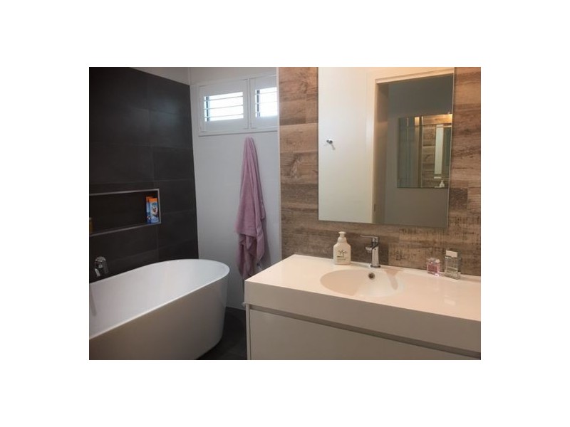 3 Andrew Road, Valentine NSW 2280