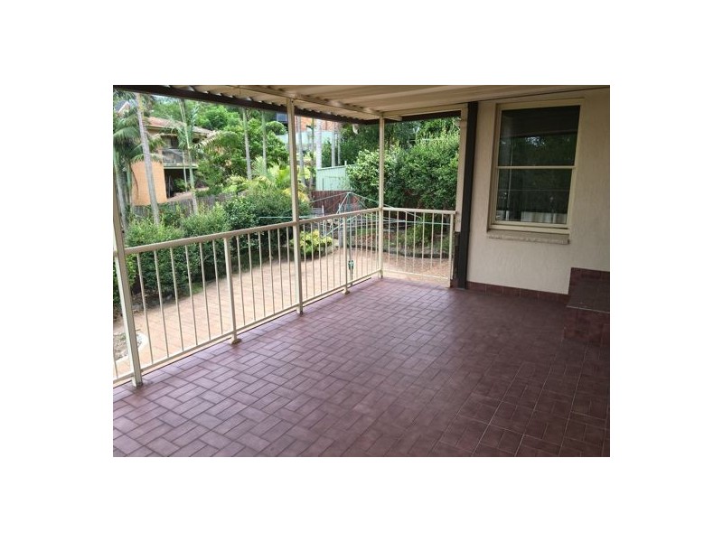 12 Daydawn Avenue, Warners Bay NSW 2282