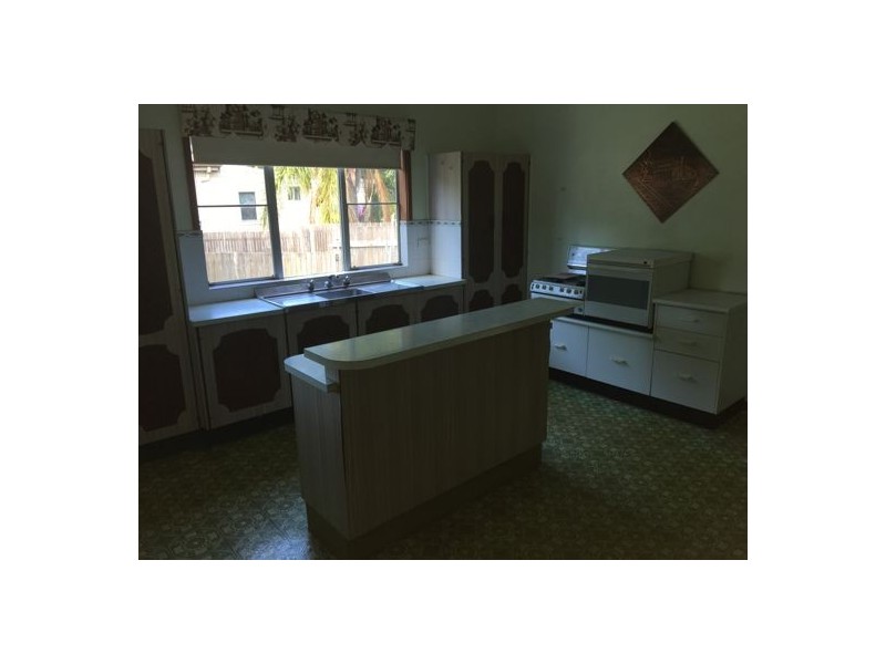 5 Edgar Street, Belmont NSW 2280