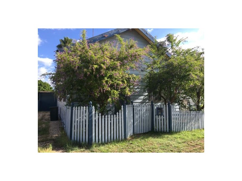 6 Sharp Street, Belmont NSW 2280