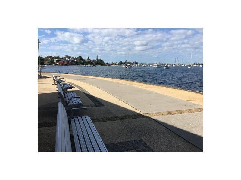 6 Sharp Street, Belmont NSW 2280