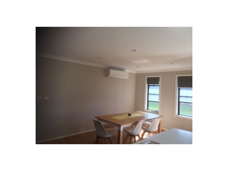 32 Crawford Lane, Mount Hutton NSW 2290