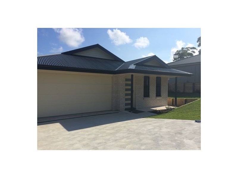 32 Crawford Lane, Mount Hutton NSW 2290