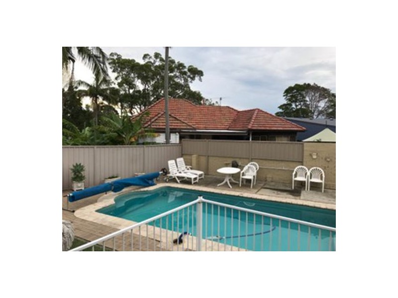 427 Warners Bay Road, Charlestown NSW 2290