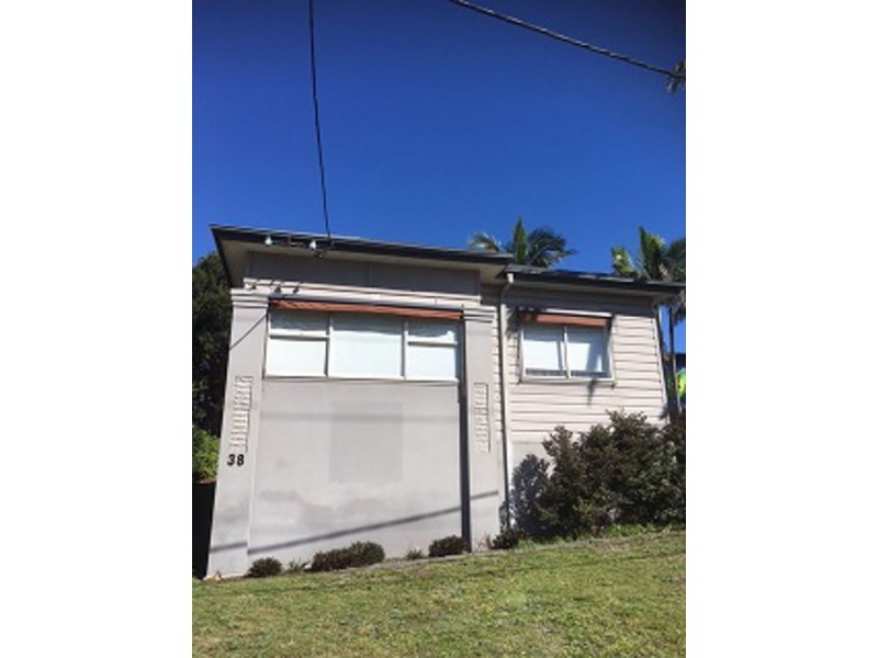 38 George Street, Belmont NSW 2280