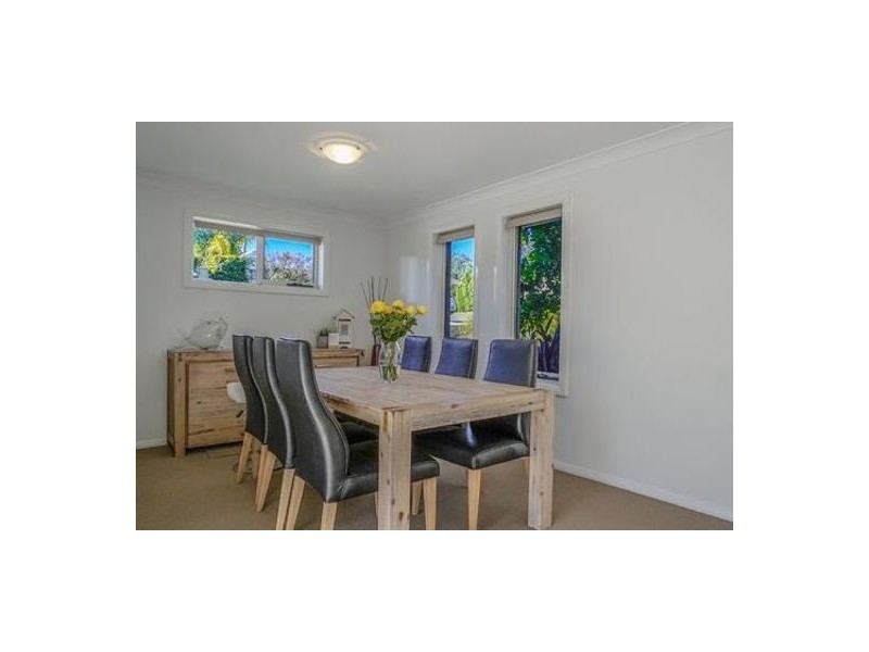1-49 Lurnea Crescent, Valentine NSW 2280