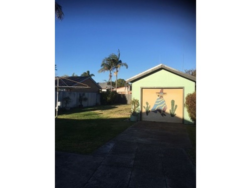 46 Albert Street, Belmont NSW 2280