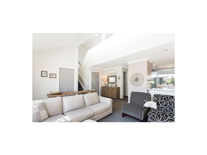 6-74 Evans Street, Belmont NSW 2280