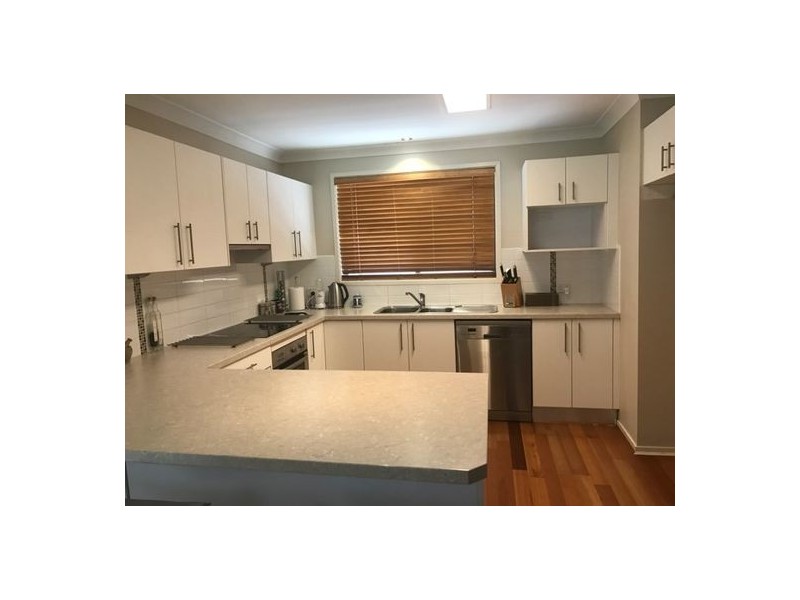 2 Linnet Close, Mount Hutton NSW 2290