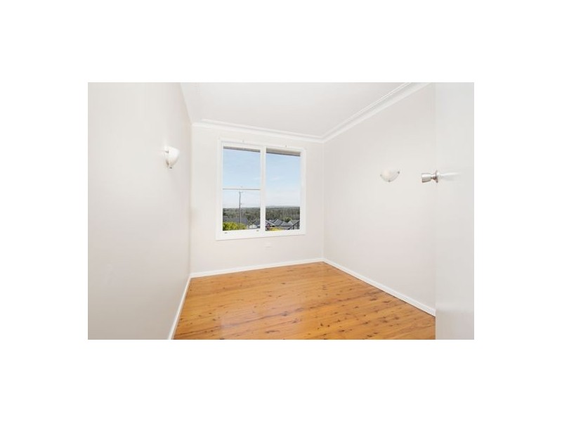115 Wommara Avenue, Belmont North NSW 2280