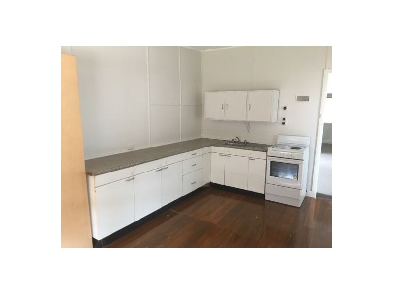 8 Sharp Street, Belmont NSW 2280