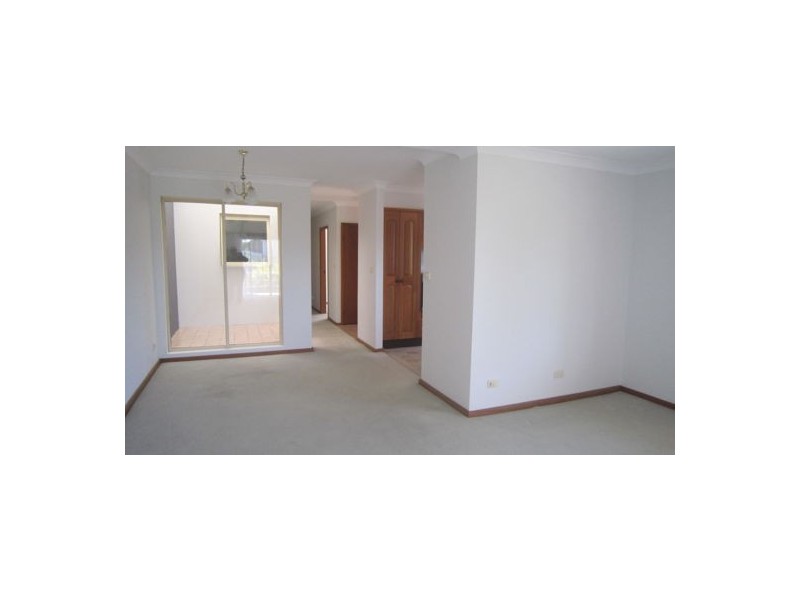 2-58 Allambee Place, Valentine NSW 2280