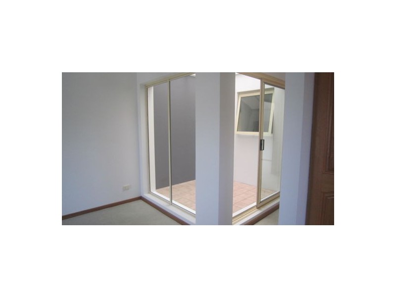 2-58 Allambee Place, Valentine NSW 2280