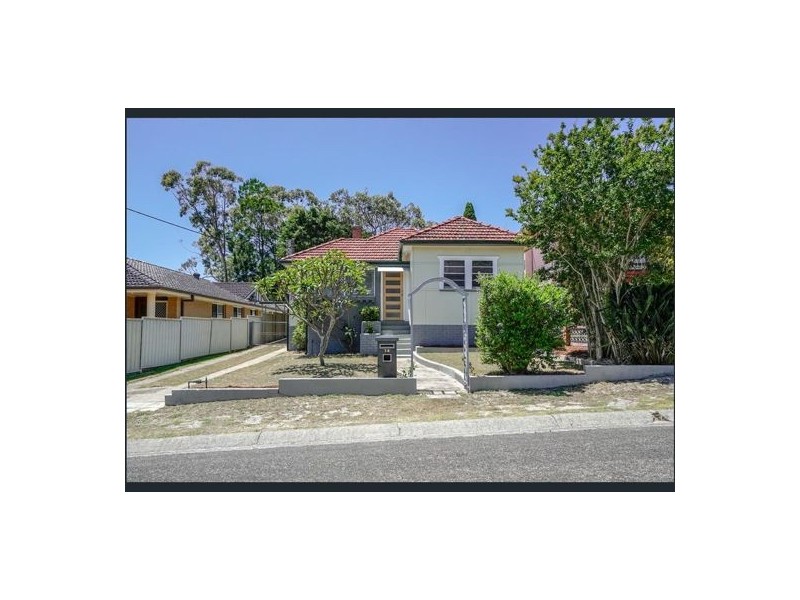 14 Church Street, Belmont NSW 2280