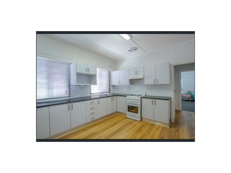 14 Church Street, Belmont NSW 2280