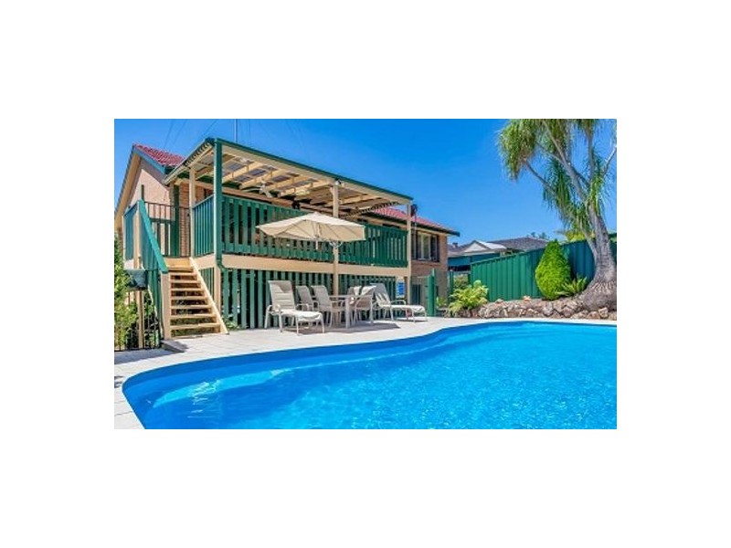 12 Whitby Street, Warners Bay NSW 2282