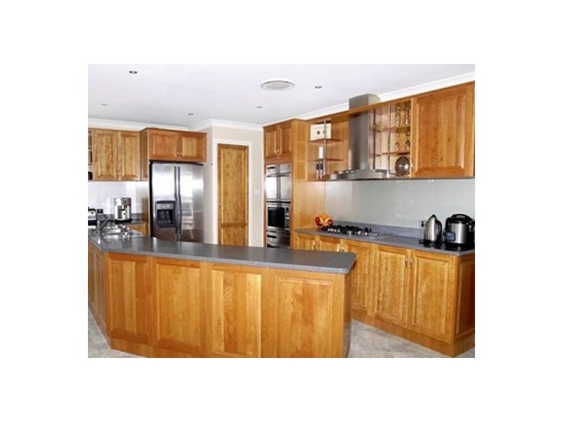 17 Thompson Road, Speers Point NSW 2284